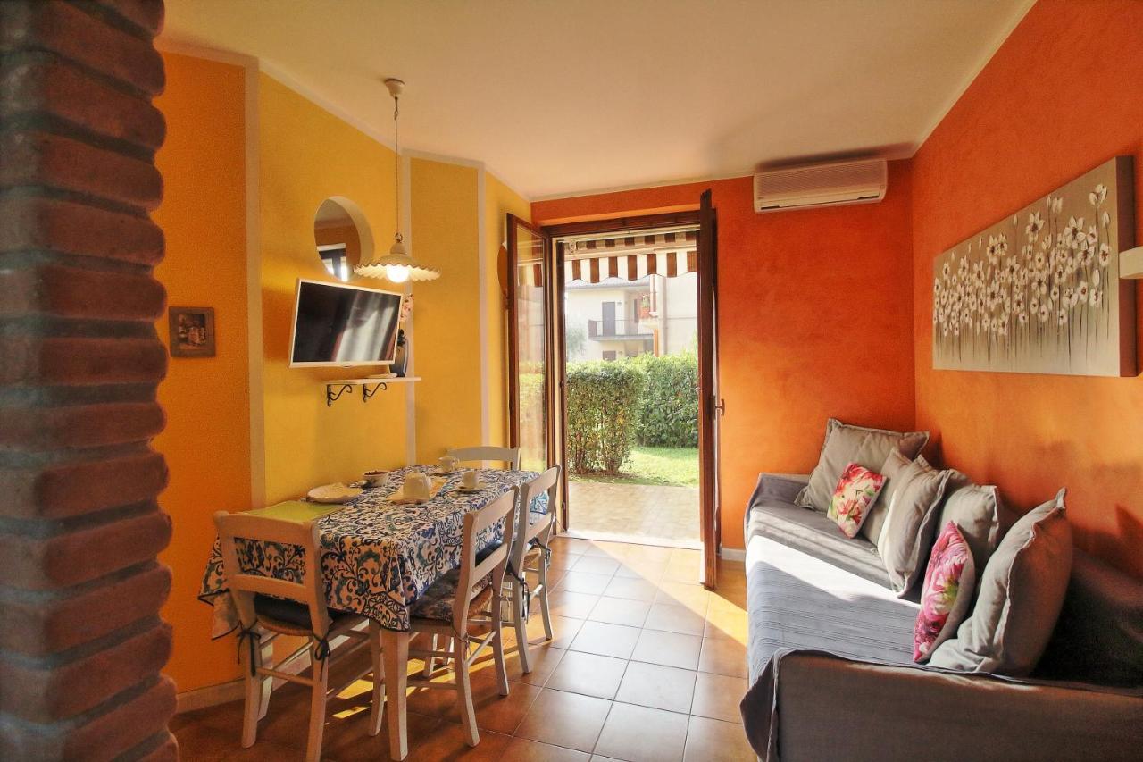 Appartamento Di Charme Suite Sole Lazise Buitenkant foto